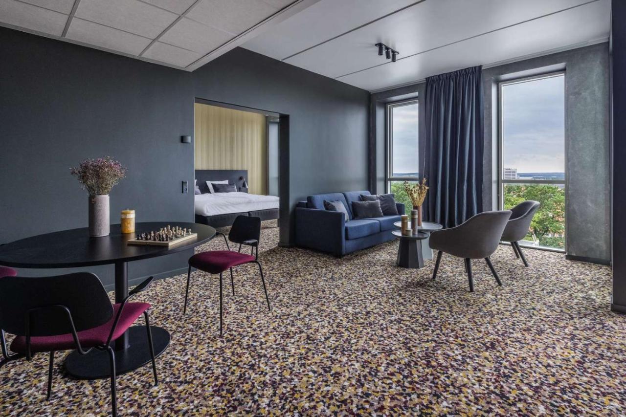 Peak 12 Hotel Viborg Exterior photo